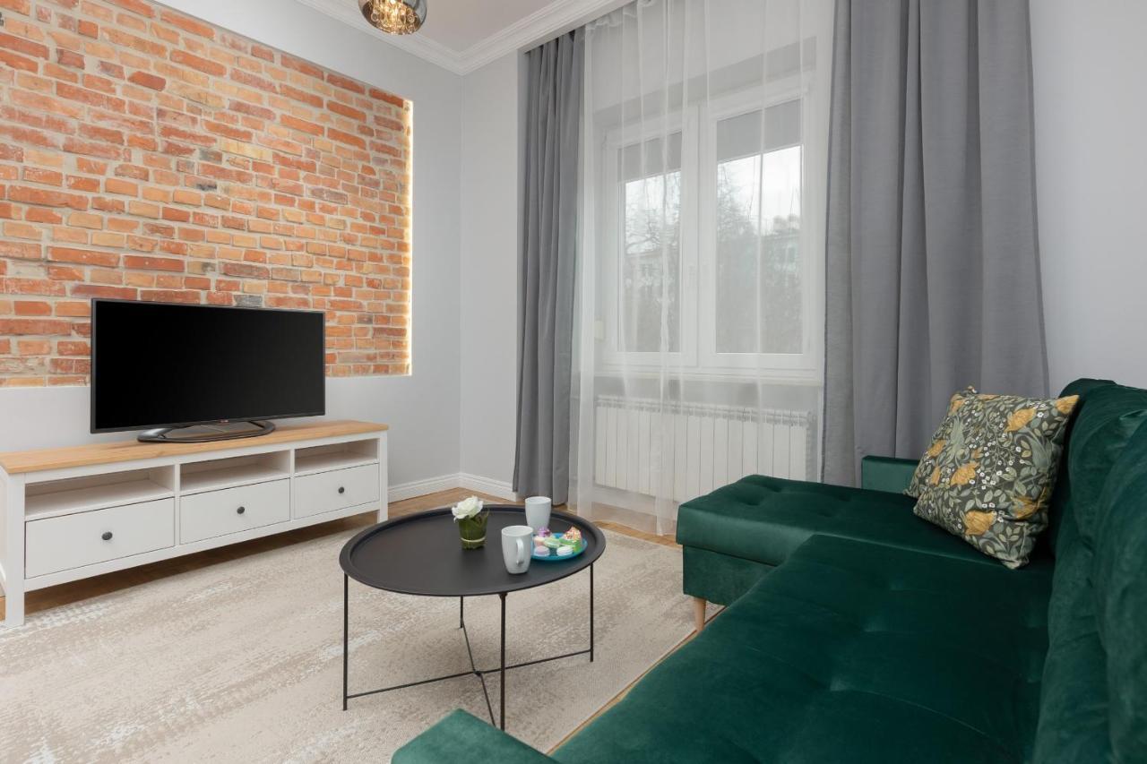 Warszawa Ochota Modern Apartment For Families By Noclegi Renters Kültér fotó